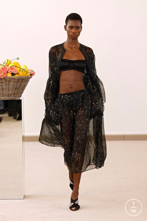 SS26 Giambattista Valli Look 27