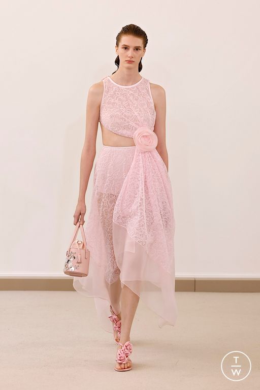 SS26 Giambattista Valli Look 33
