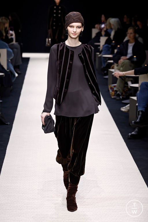 FW25 Giorgio Armani Look 19