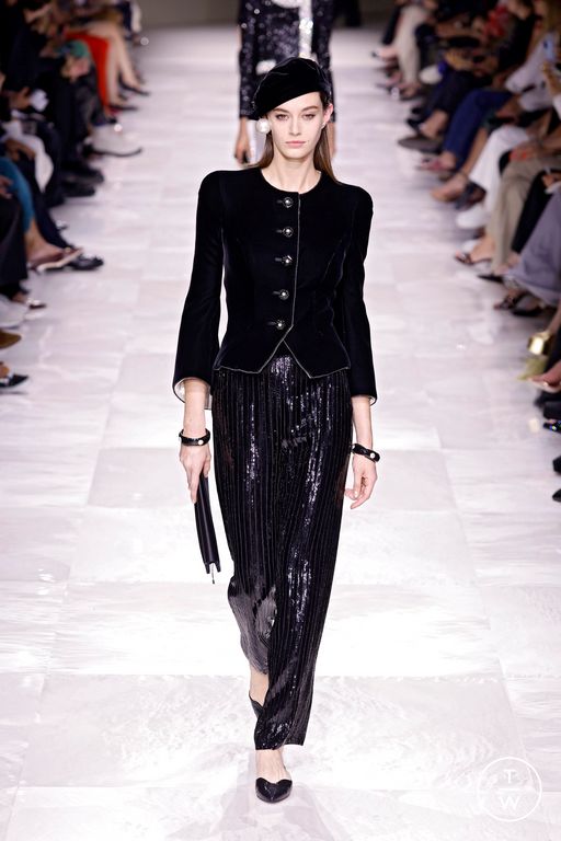 FW24 Giorgio Armani Privé Look 15