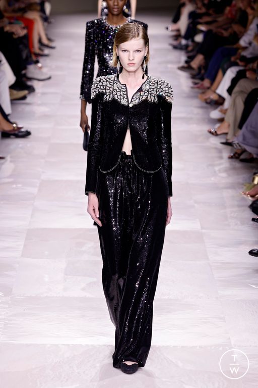 FW24 Giorgio Armani Privé Look 44