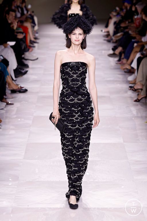 FW24 Giorgio Armani Privé Look 67