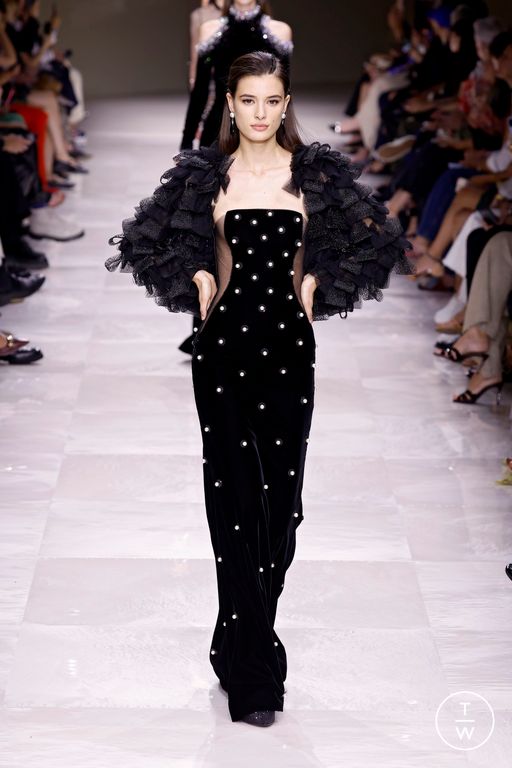 FW24 Giorgio Armani Privé Look 68