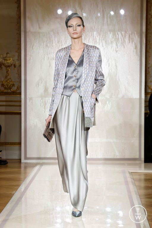 SS25 Giorgio Armani Privé Look 1