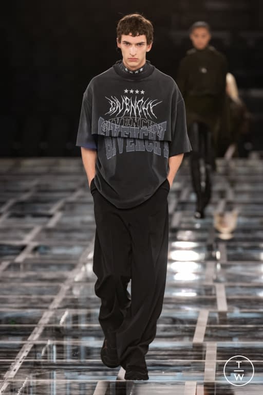 FW22 Givenchy Look 5