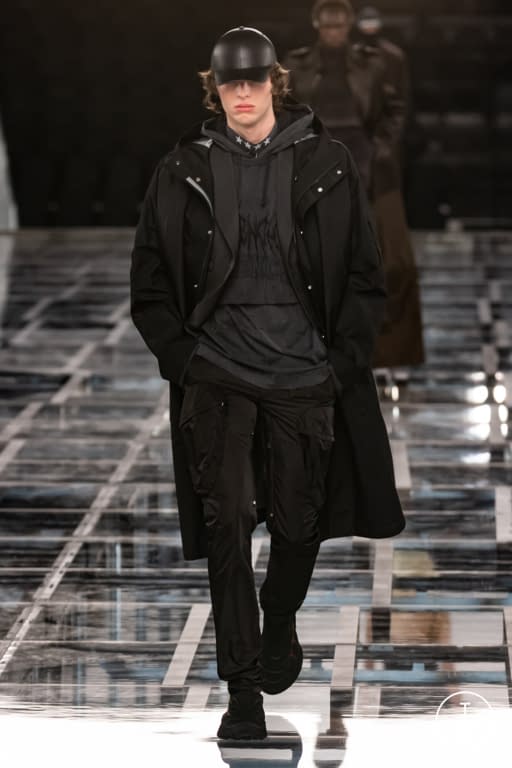 FW22 Givenchy Look 10