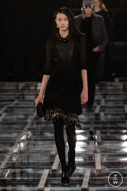 FW22 Givenchy Look 23