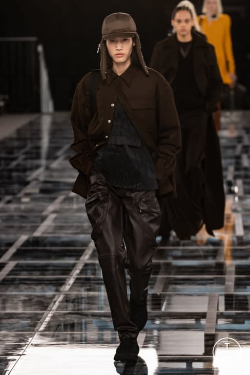 FW22 Givenchy Look 27