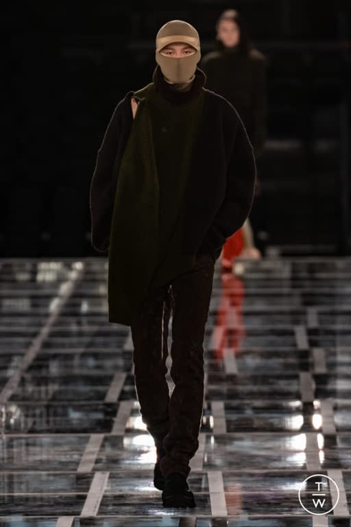 FW22 Givenchy Look 39