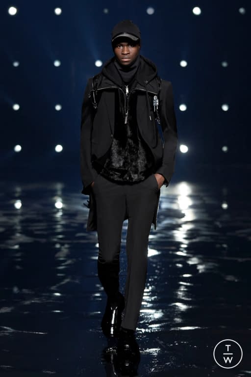 FW21 Givenchy Look 20