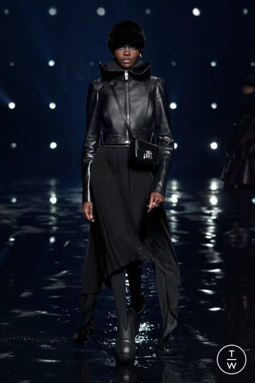 FW21 Givenchy Look 24