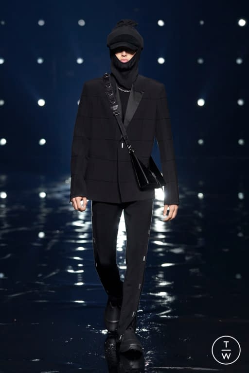 FW21 Givenchy Look 55