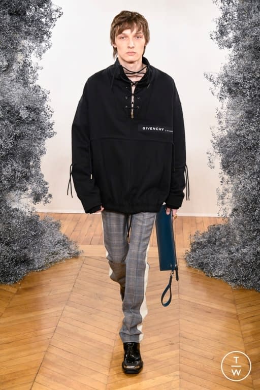 FW20 Givenchy Look 29