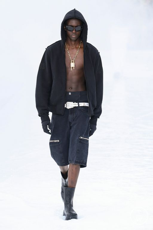 SS23 Givenchy Look 3