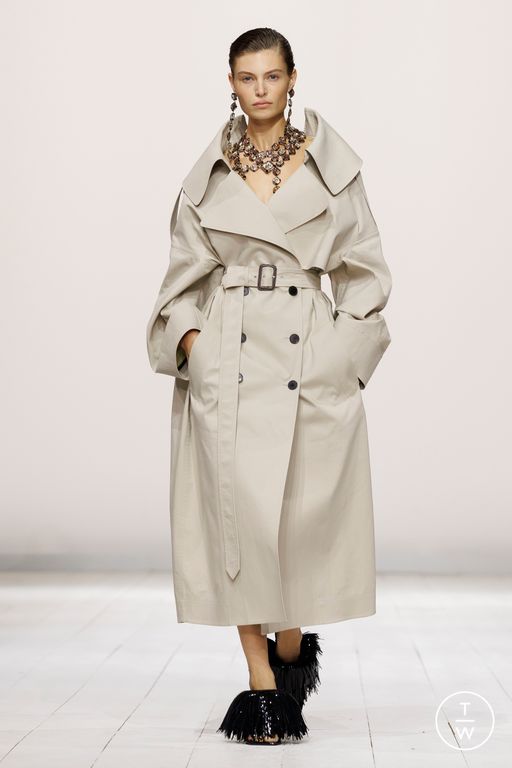 SS26 Givenchy Look 17