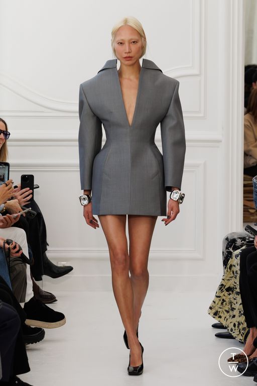 FW25 Givenchy Look 20