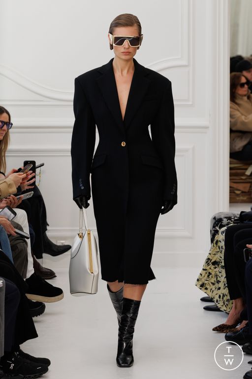 FW25 Givenchy Look 27