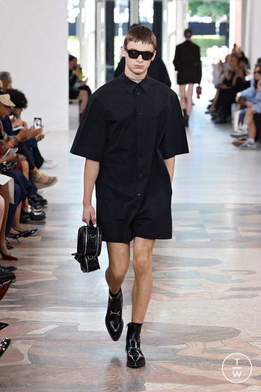 Spring-Summer 2025 Gucci Look 17