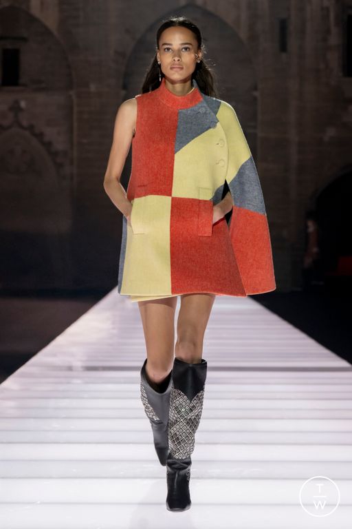 RS 26 Louis Vuitton Look 4