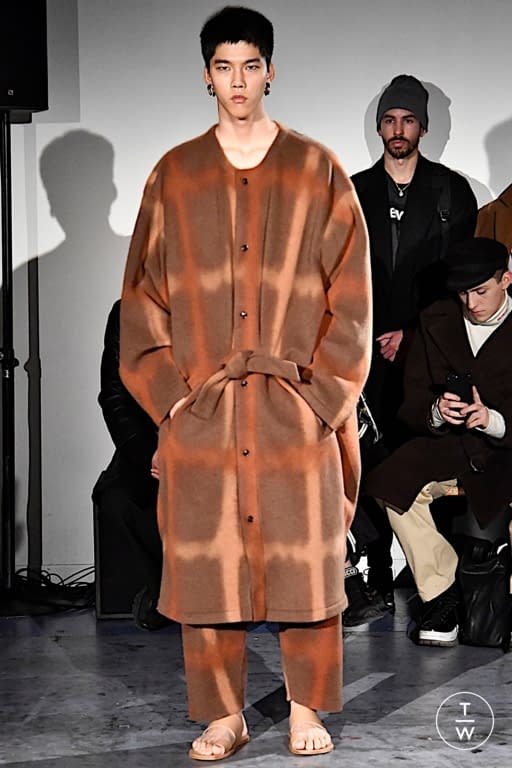 FW19 Hed Mayner Look 22
