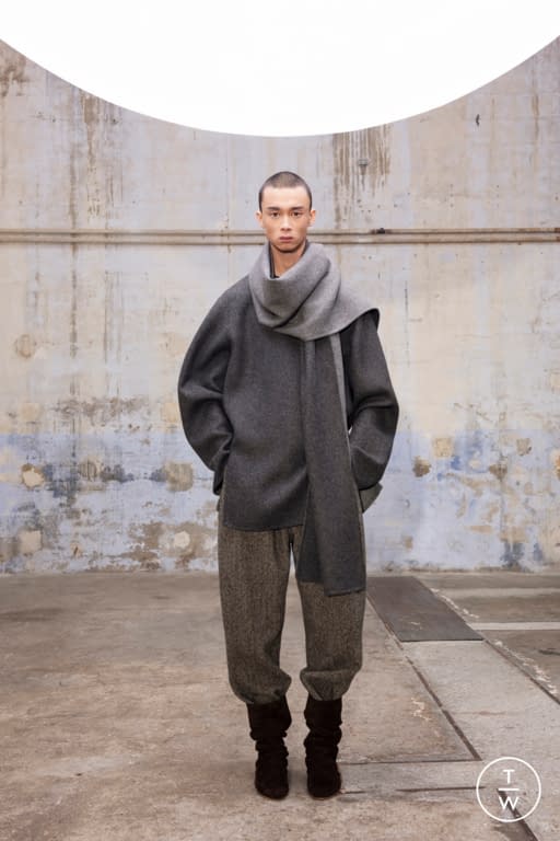 FW21 Hed Mayner Look 19