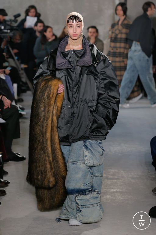 Fall/Winter 2023 Hed Mayner Look 14