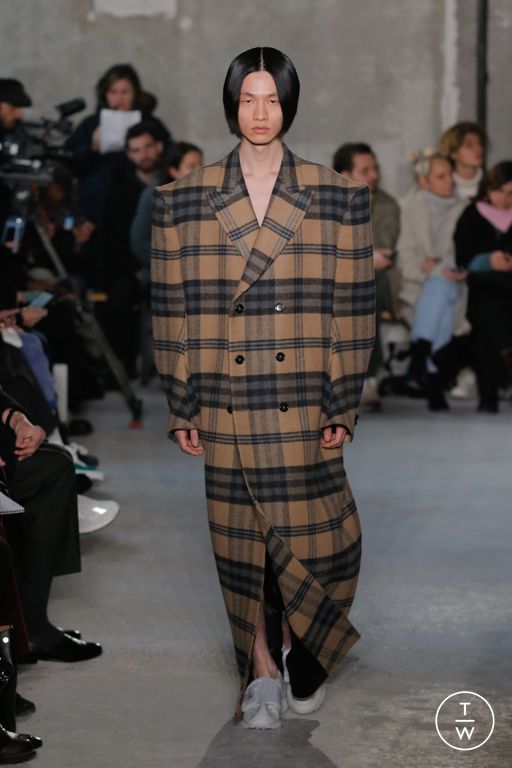 FW23 Hed Mayner Look 15