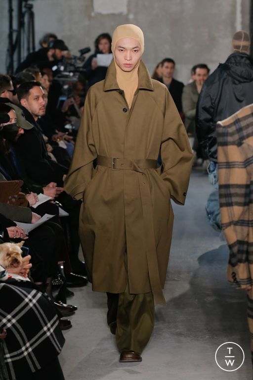 Fall/Winter 2023 Hed Mayner Look 20