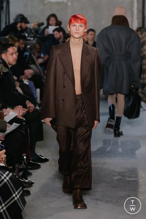 Fall/Winter 2023 Hed Mayner Look 21