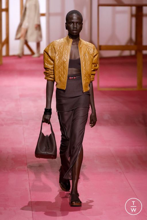 Spring-Summer 2025 Hermès Look 18