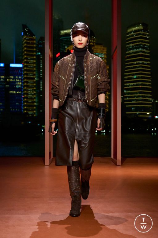 RS 26 Hermès Look 7