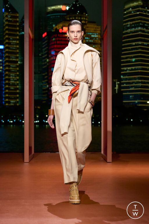 RS 26 Hermès Look 43