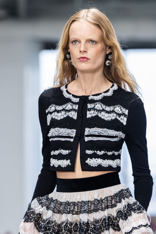 FW25 Carolina Herrera Look 56