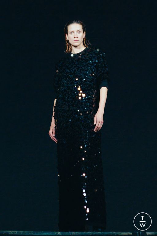 Resort 2025 Helmut Lang Look 31