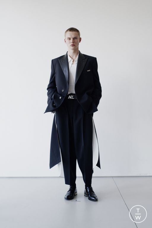 Resort 2025 Helmut Lang Look 32