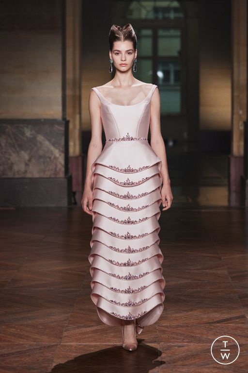 FW25 Georges Hobeika Look 32