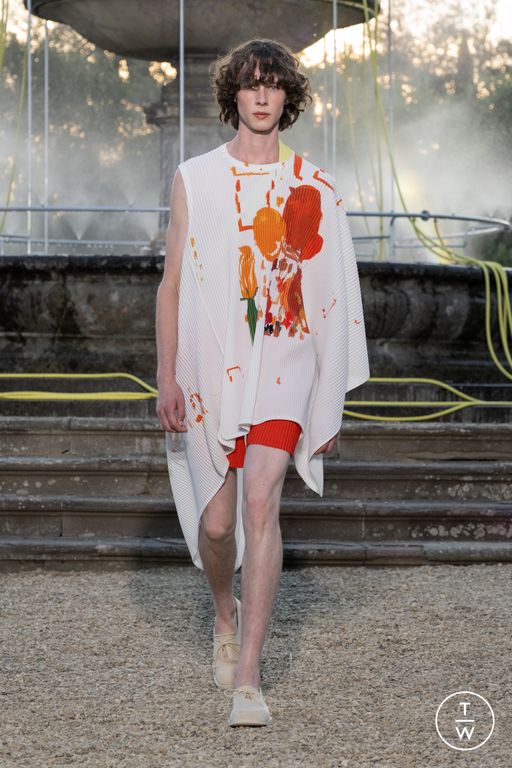 SS 26 Homme Plissé Issey Miyake Look 17