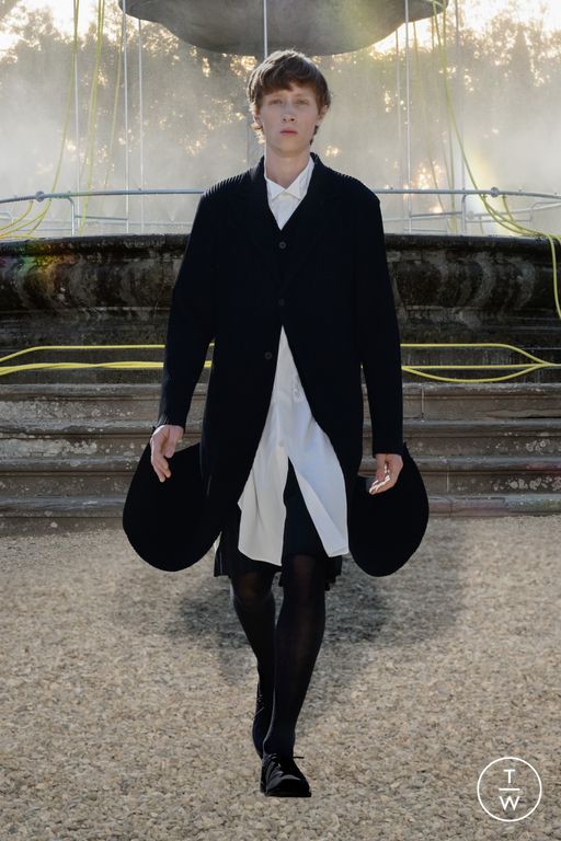 SS 26 Homme Plissé Issey Miyake Look 19