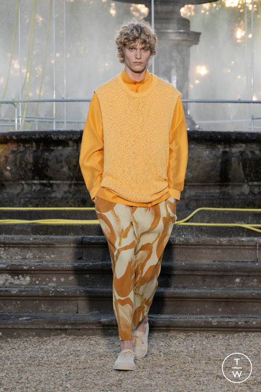 SS 26 Homme Plissé Issey Miyake Look 27