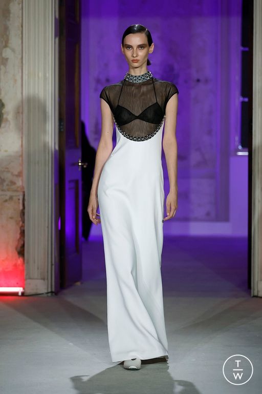 SS25 Huishan Zhang Look 28