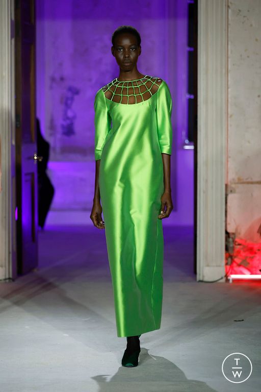 SS25 Huishan Zhang Look 33