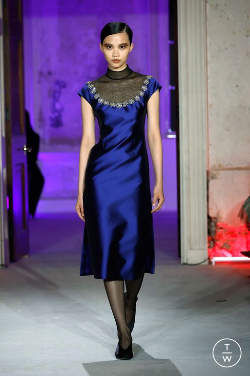 SS25 Huishan Zhang Look 35