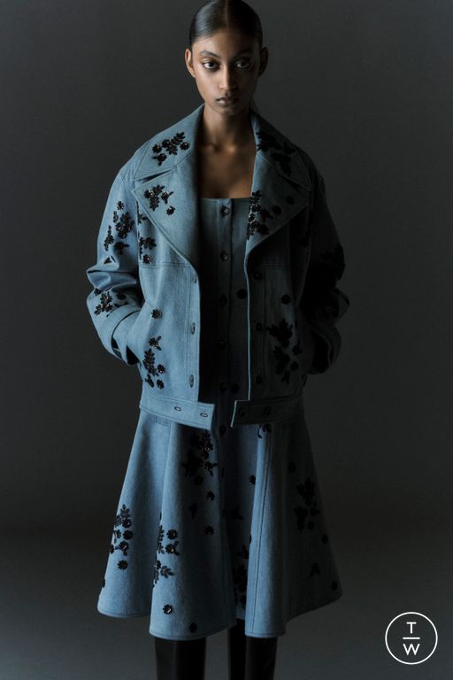 Resort 2025 Huishan Zhang Look 21