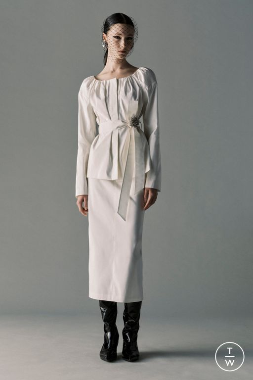 Resort 2025 Huishan Zhang Look 24