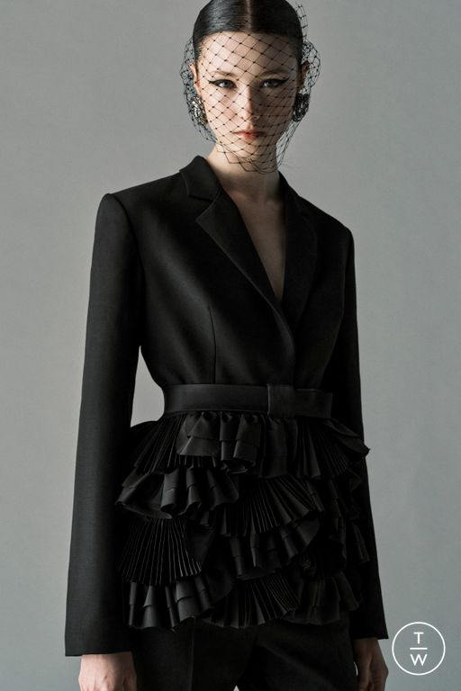 Resort 2025 Huishan Zhang Look 28