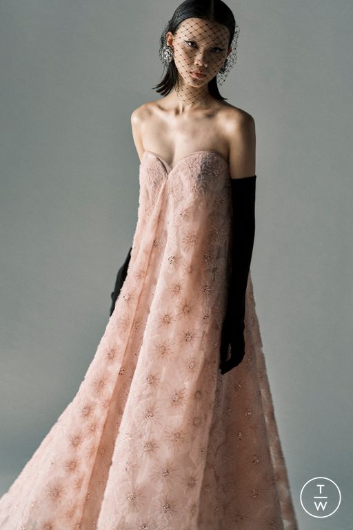 Resort 2025 Huishan Zhang Look 35