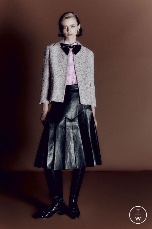 RS 26 Huishan Zhang Look 6