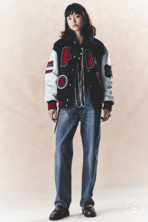 SS23 Tommy Hilfiger Look 19