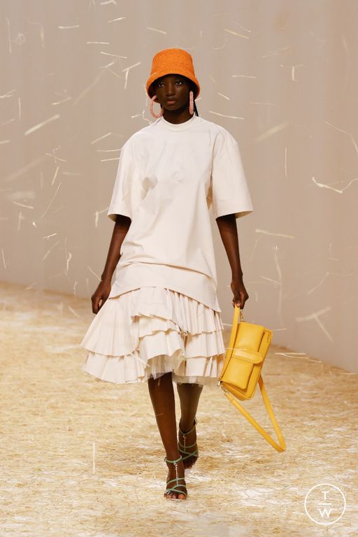 SS23 Jacquemus Look 19