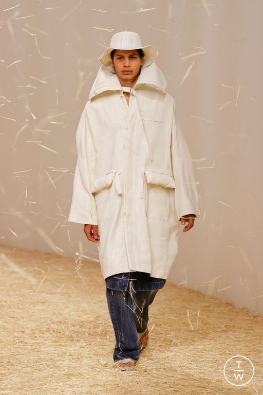 SS23 Jacquemus Look 26